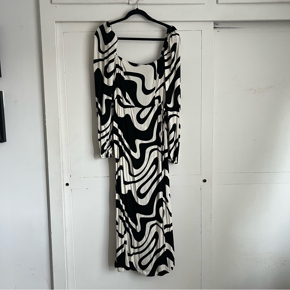 & Other Stories Dress - Black & White